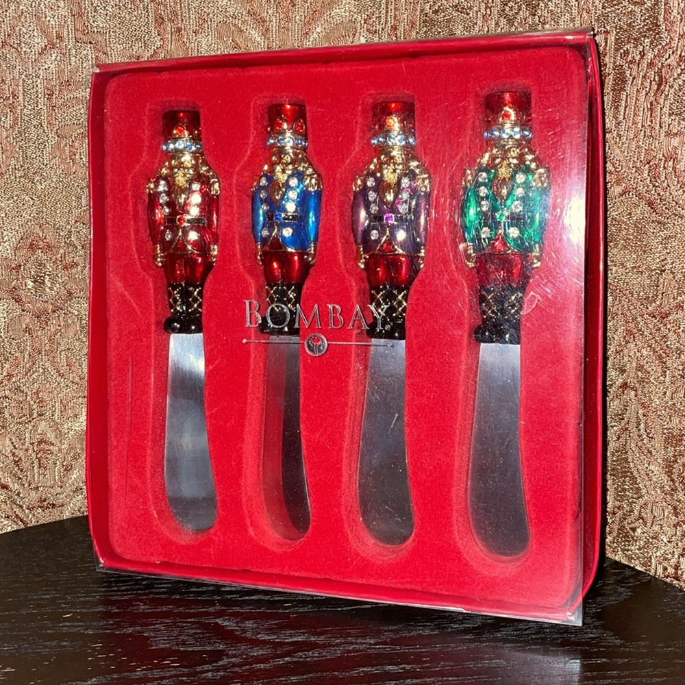 NIB Nutcracker Themed Spreader Set - Multicolor - Picture 7 of 8